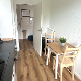 Monteurzimmer: Küche, HomeRent Unterkunft in Oldenburg - HomeRent in Oldenburg